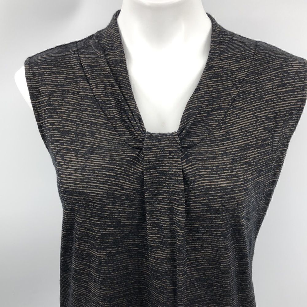 Dana Buchman sleeveless hi lo top